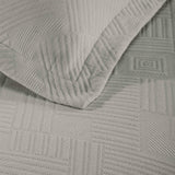 Cotton Jacquard Matelassé Scalloped Geometric Fret Bedspread Set